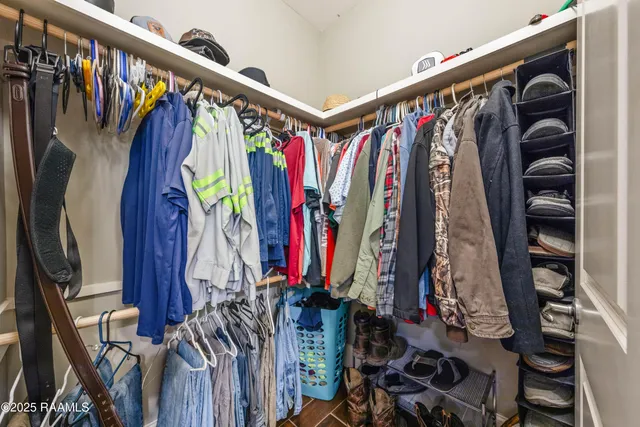 $324,900 | 100 Pontchartrain Drive, Carencro, LA 70520