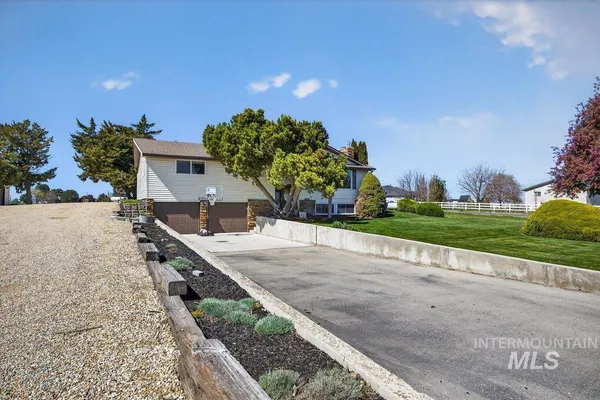 $650,000 | 16683 Wagner Road, Caldwell, ID 83607