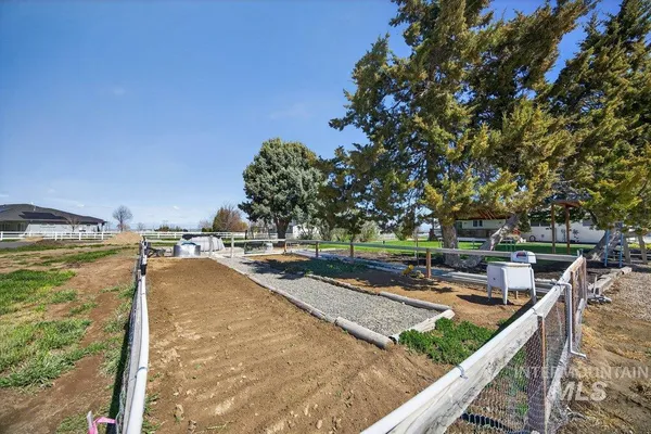 $650,000 | 16683 Wagner Road, Caldwell, ID 83607