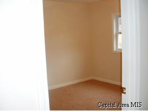 2920 South 12th Street Springfield, IL 62703 - Photo 3 of 8