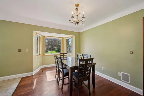 $265,000 | 612 South 11th Street, Olivia, MN 56277