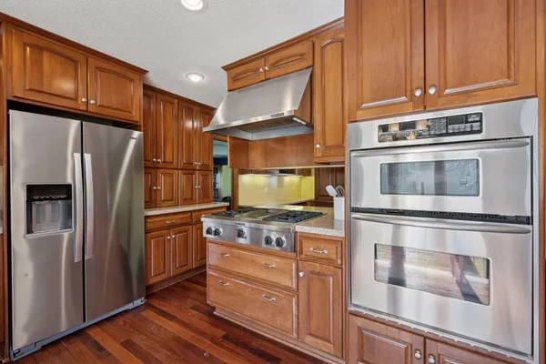 $265,000 | 612 South 11th Street, Olivia, MN 56277