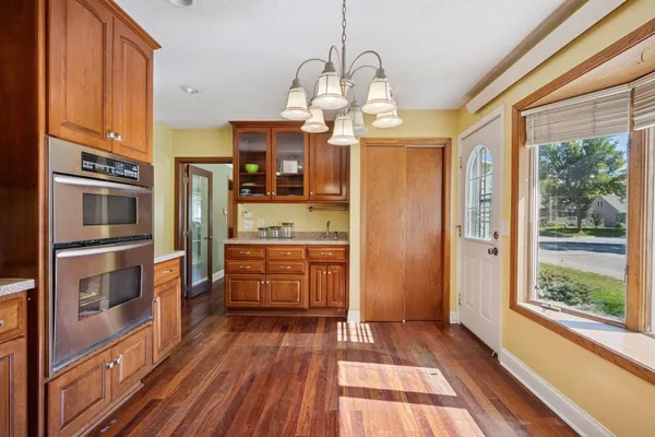 $265,000 | 612 South 11th Street, Olivia, MN 56277