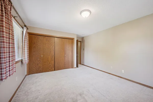 $265,000 | 612 South 11th Street, Olivia, MN 56277