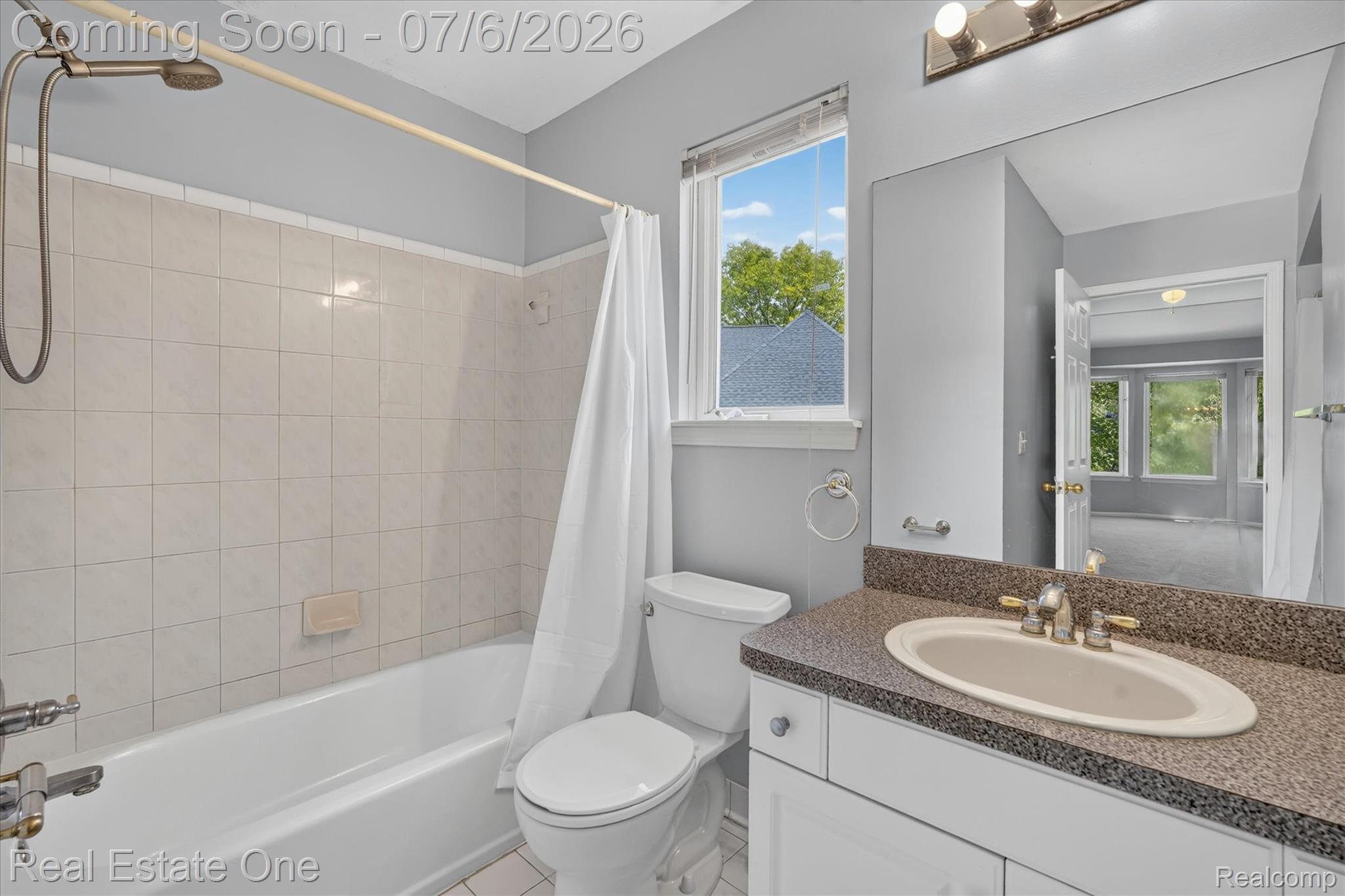 9610 Forest Ridge Drive Clarkston, MI 48348 - Photo 29 of 77 23-9610-Forest-Ridge-Dr-Village-of-Clarkston-MI-48348-WindowStill.jpg