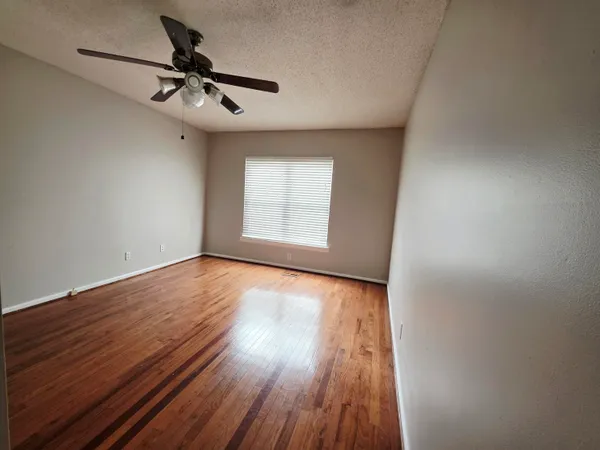 $2,395 | 7425 Igou Gap Road, Chattanooga, TN 37421