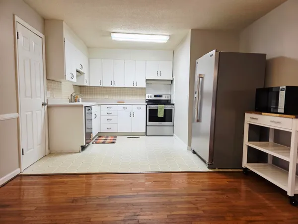 $2,395 | 7425 Igou Gap Road, Chattanooga, TN 37421