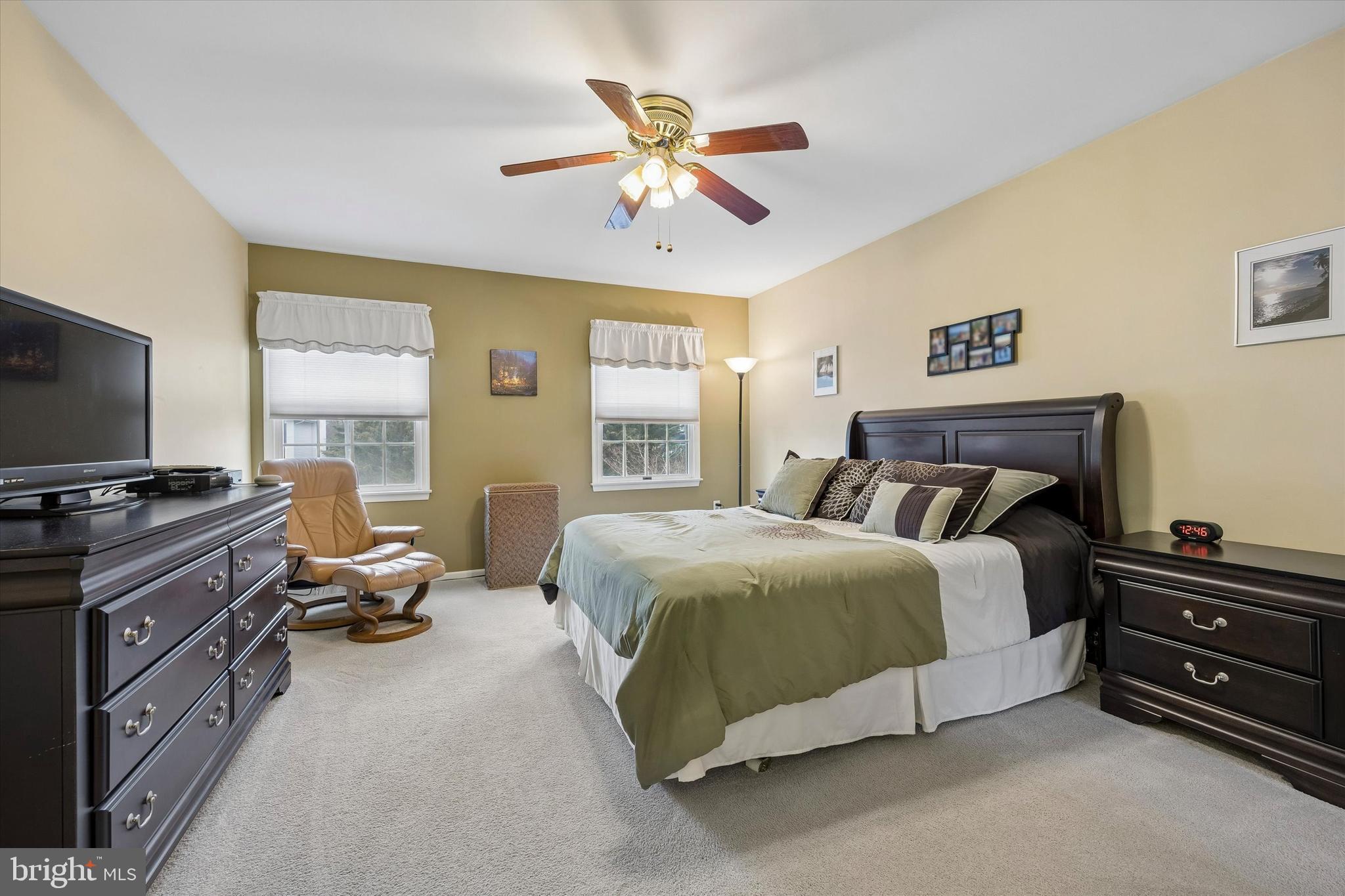 3 Valli Court Hamilton, NJ 08690 - Photo 31 of 48 a bedroom with a bed and a flat screen tv