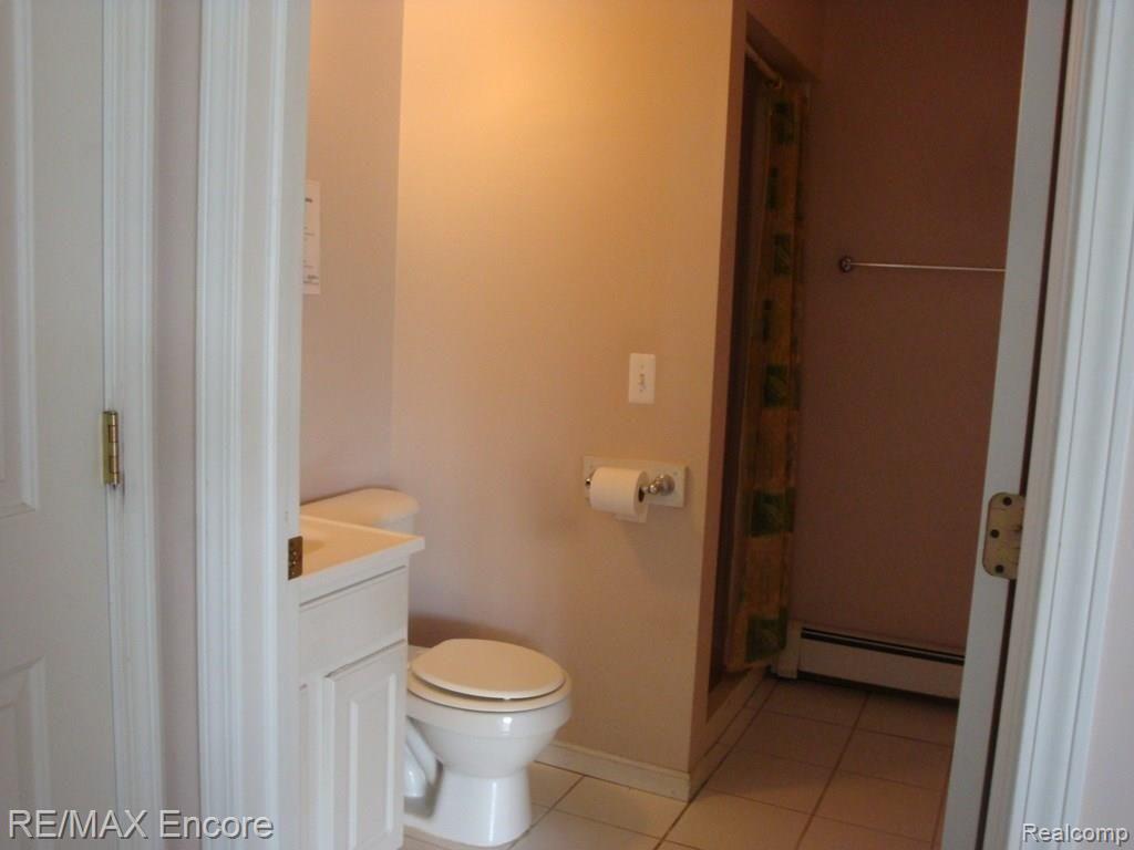 6968 Rattalee Lake Road Clarkston, MI 48348 - Photo 14 of 26