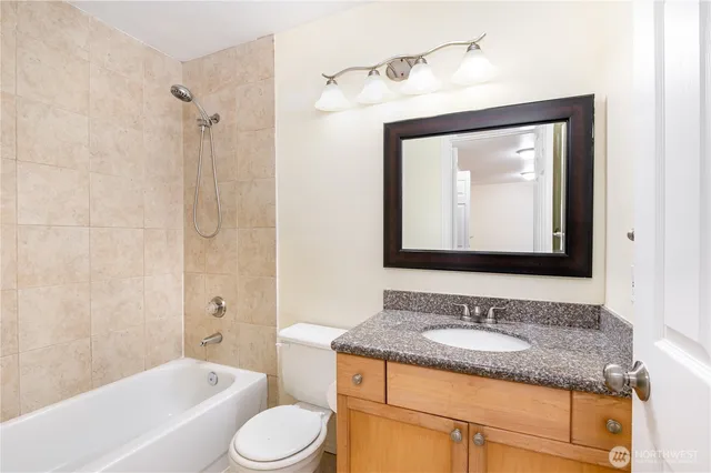 $394,990 | 18501 Southeast Newport Way, Unit K144, Issaquah, WA 98027