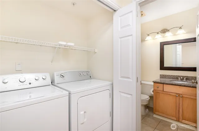 $394,990 | 18501 Southeast Newport Way, Unit K144, Issaquah, WA 98027