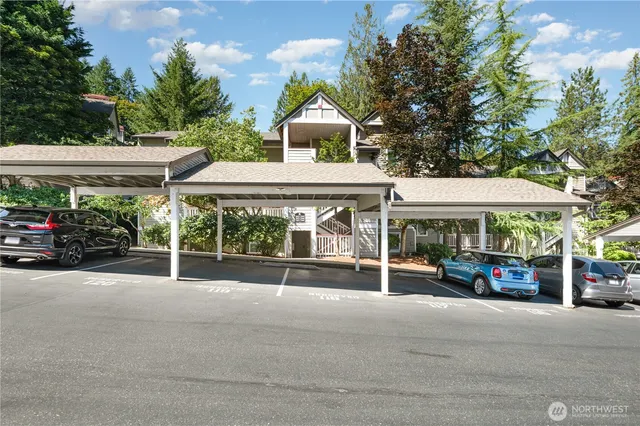 $394,990 | 18501 Southeast Newport Way, Unit K144, Issaquah, WA 98027