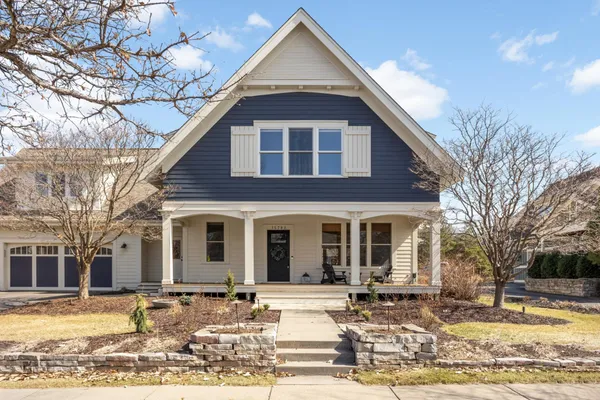 $750,000 | 15782 Cobblestone Lake Parkway, Apple Valley, MN 55124