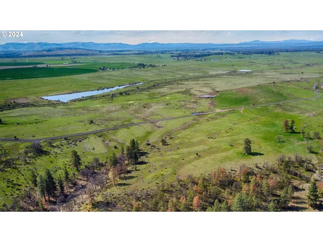 a view of an outdoor space and a lake view