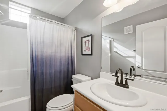 $650,000 | 30 Via Sovana, Santee, CA 92071