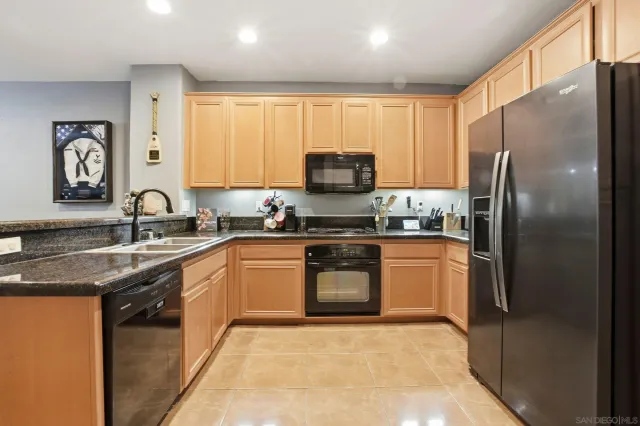 $650,000 | 30 Via Sovana, Santee, CA 92071