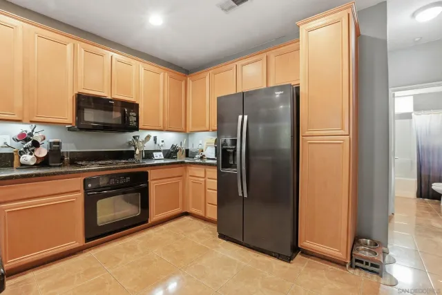 $650,000 | 30 Via Sovana, Santee, CA 92071