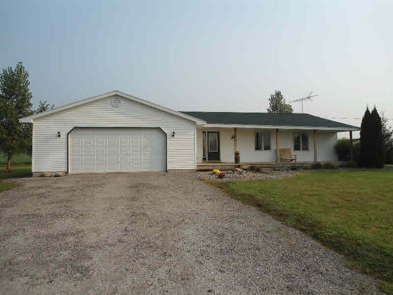 152 West Townline 14 Road Auburn, MI 48611 - Photo 1 of 19