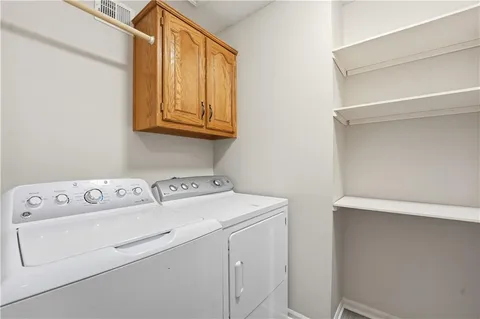 $559,950 | 12129 Hardy Street, Overland Park, KS 66213