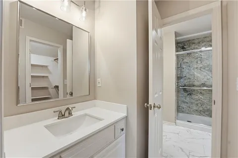 $559,950 | 12129 Hardy Street, Overland Park, KS 66213