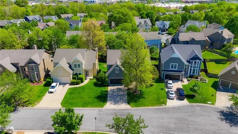 $559,950 | 12129 Hardy Street, Overland Park, KS 66213