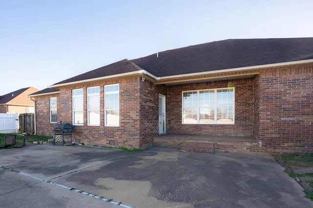 $339,000 | 109 Oak Street, Martin, TN 38237