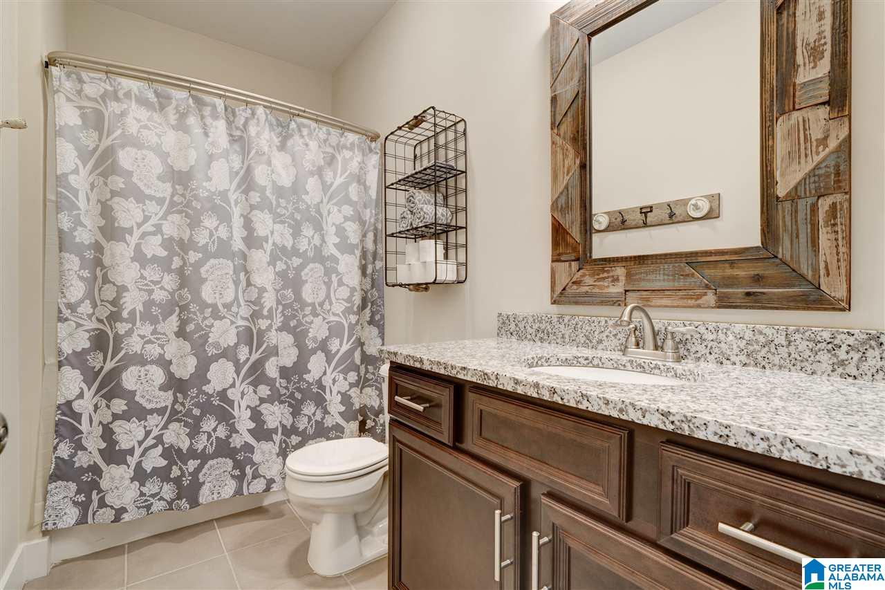 968 Valley Circle Leeds, AL 35094 - Photo 15 of 23