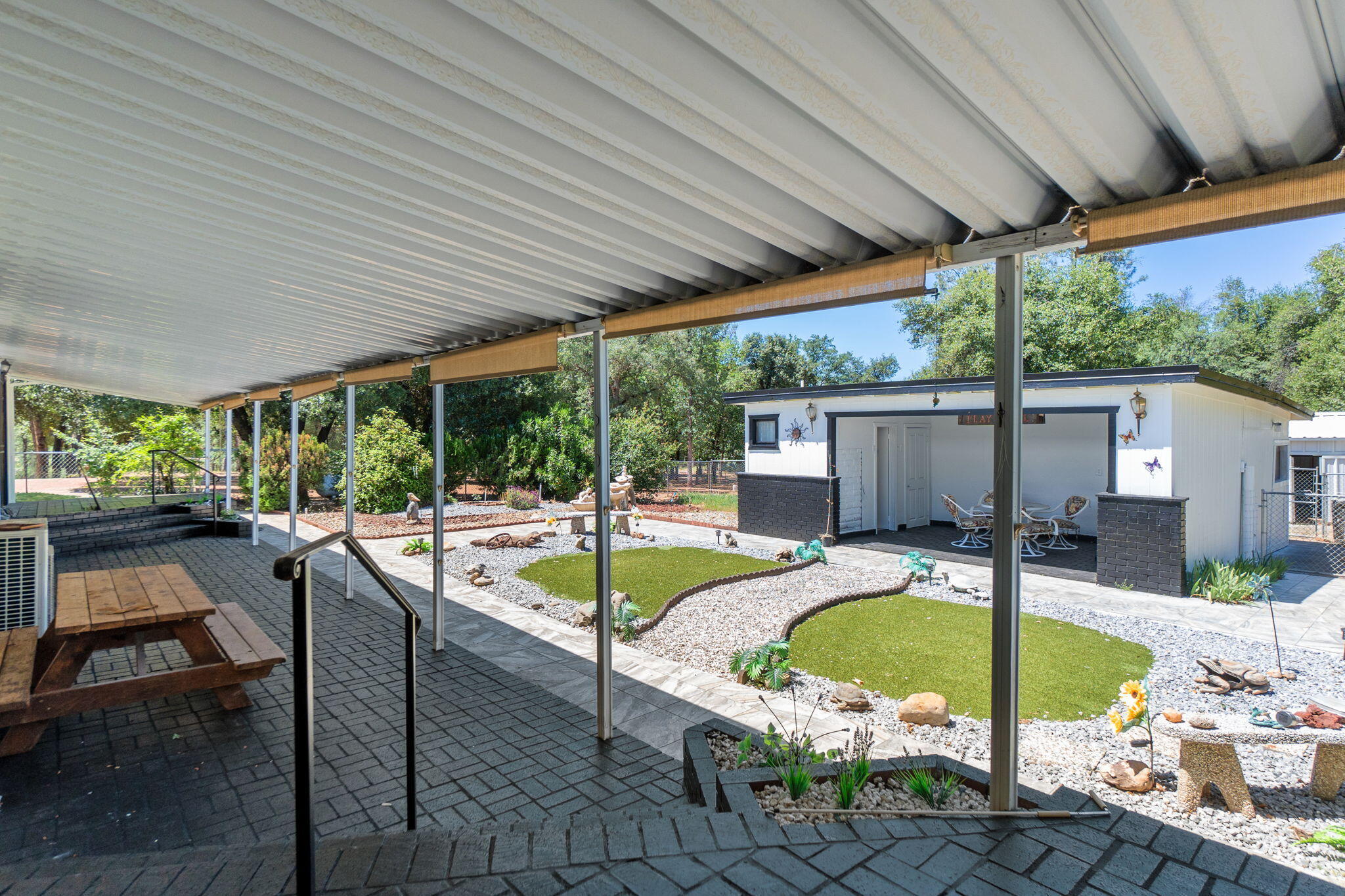 10390 October Lane Redding, CA 96003 - Photo 37 of 94 Patio