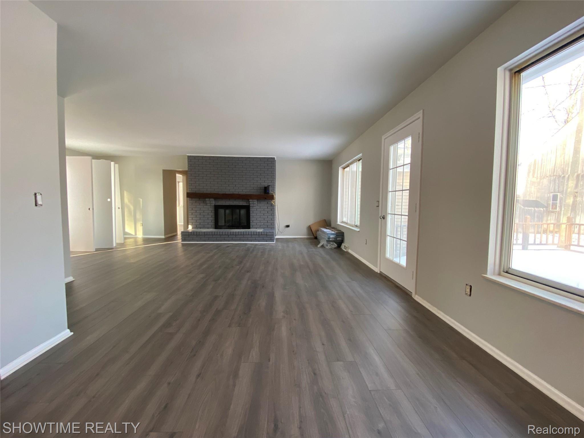 955 South Baldwin Road Oxford, MI 48371 - Photo 13 of 34 IMG-1336.jpg