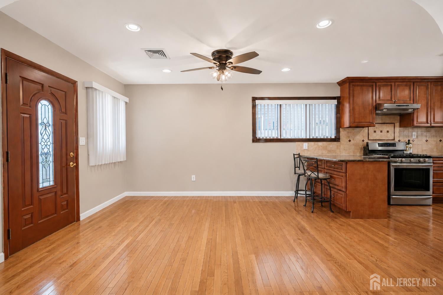 24 Winthrop Road Edison, NJ 08817 - Photo 14 of 42