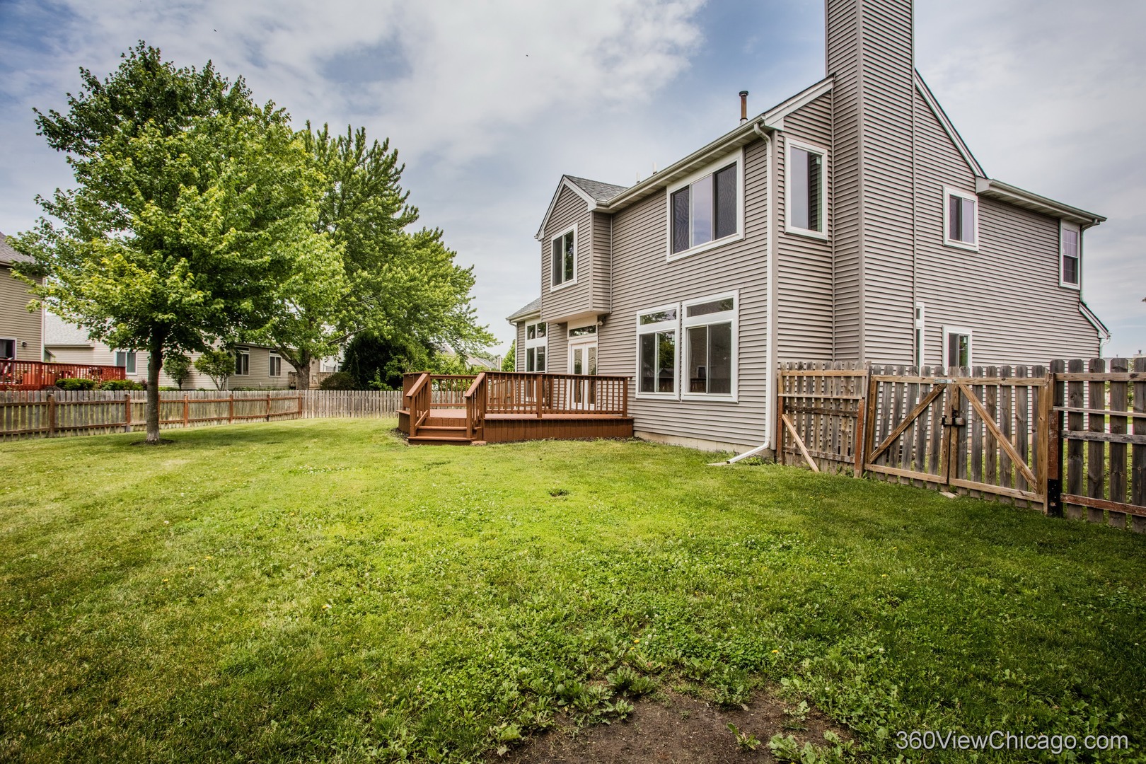 305 West Applegate Court Round Lake, IL 60073 - Photo 29 of 32