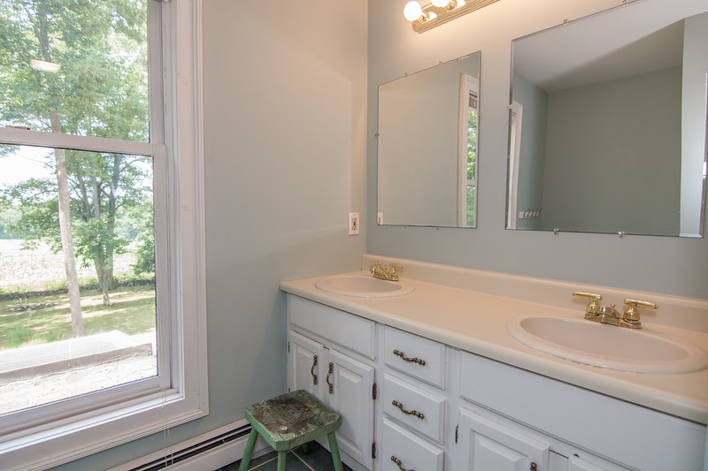 274 Lee Hook Road Lee, NH 03861 - Photo 19 of 40