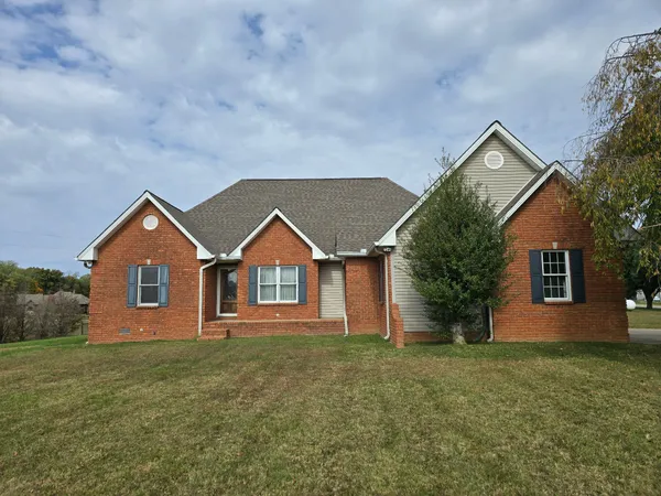 front view of house with a yard