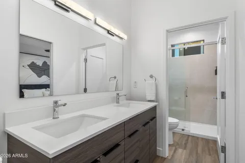 $875,000 | 4220 North 32nd Street, Unit 32, Phoenix, AZ 85016