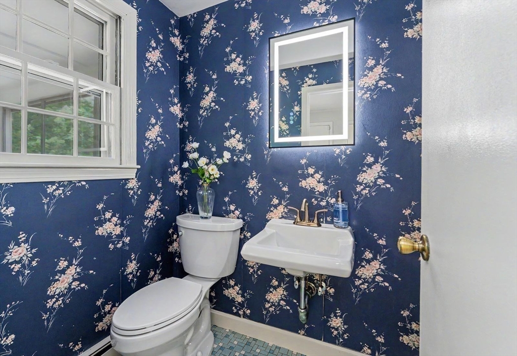 1 Bridle Path Road Andover, MA 01810 - Photo 19 of 39