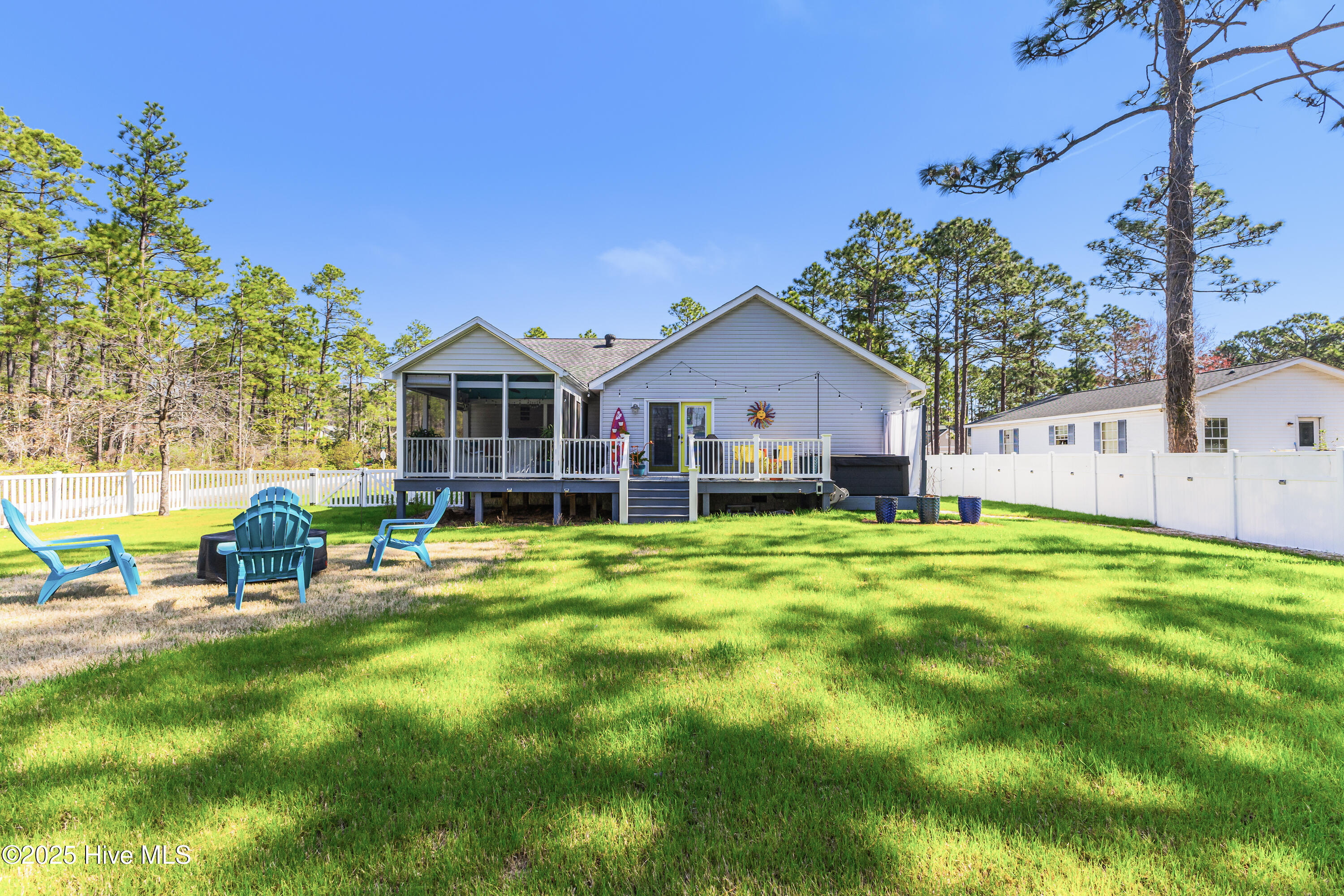 341 Hickory Road Southport, NC 28461 - Photo 44 of 49 341 Hickory-45