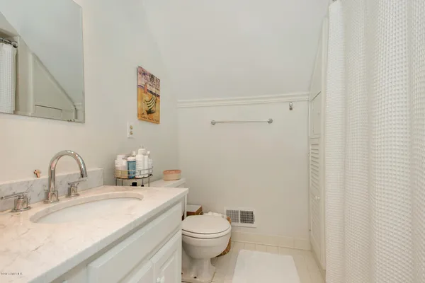 $12,500 | 2 Willow Lane, Old Greenwich, CT 06870