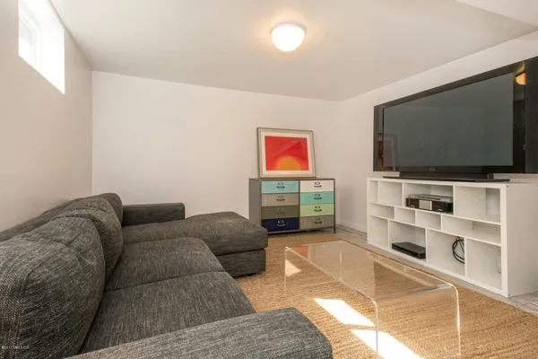 $12,500 | 2 Willow Lane, Old Greenwich, CT 06870