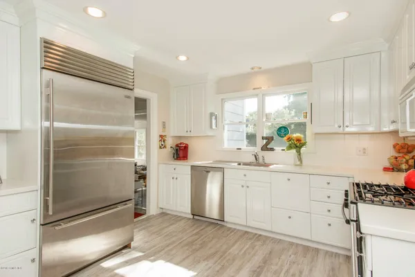 $12,500 | 2 Willow Lane, Old Greenwich, CT 06870