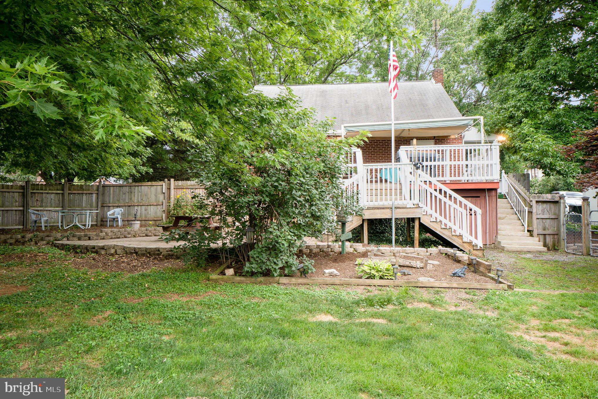 3350 East Prospect Road York, PA 17402 - Photo 21 of 27 VIEW OF PORCH
