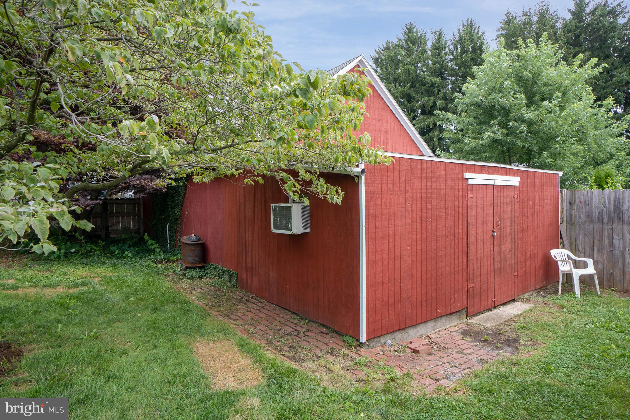3350 East Prospect Road York, PA 17402 - Photo 23 of 27 WORKSHOP ATTACHED TO GARAGE