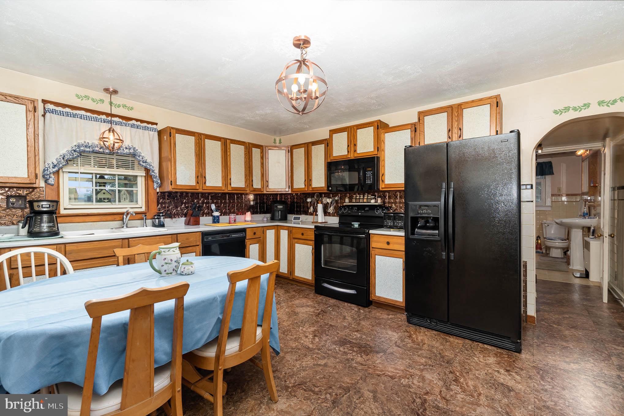 3350 East Prospect Road York, PA 17402 - Photo 9 of 27 Gallery Image 9