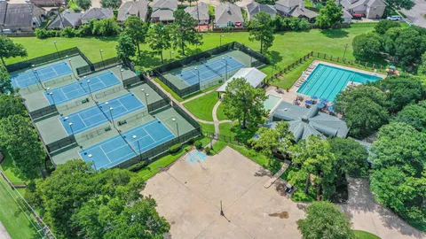 $537,824 | 1906 Blue Water Bay Drive, Katy, TX 77494