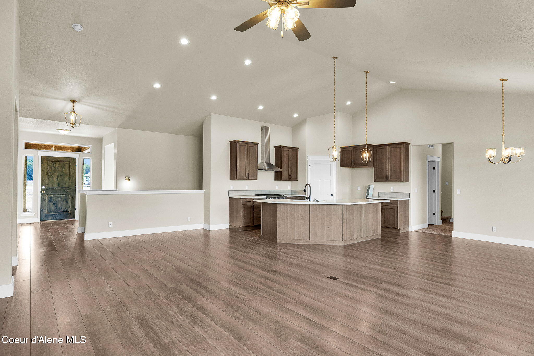 20668 North Bombastic Street Rathdrum, ID 83858 - Photo 13 of 48 Family Room and Kitchen