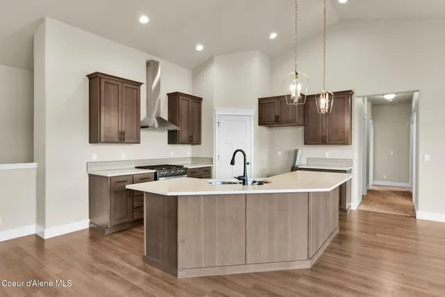 $1,222,679 | 20668 North Bombastic Street, Rathdrum, ID 83858