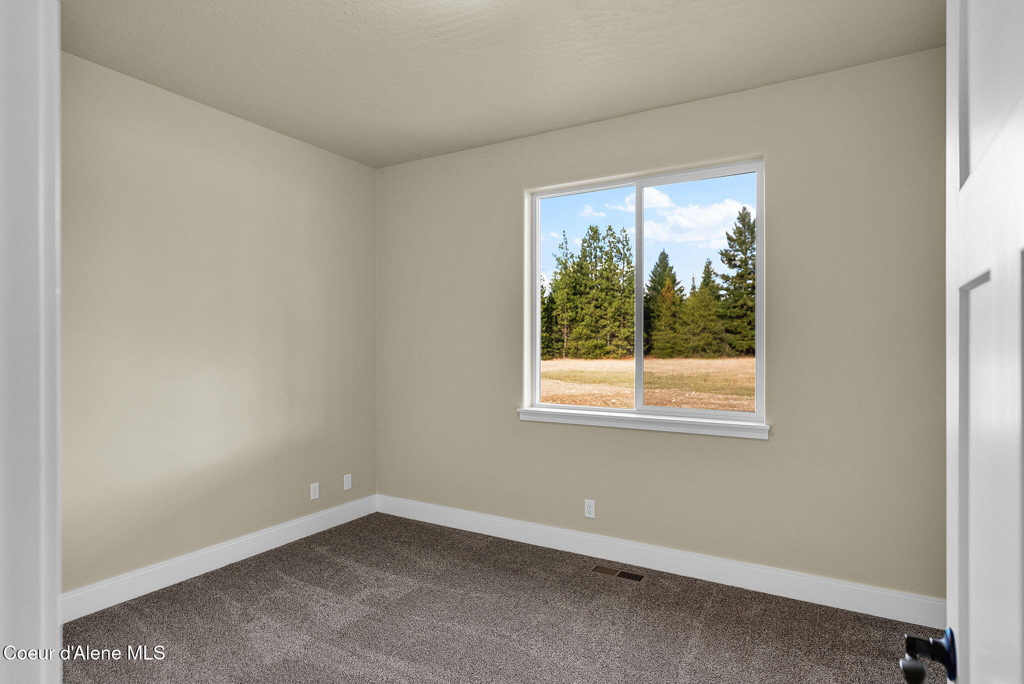 20668 North Bombastic Street Rathdrum, ID 83858 - Photo 20 of 48 Bedroom