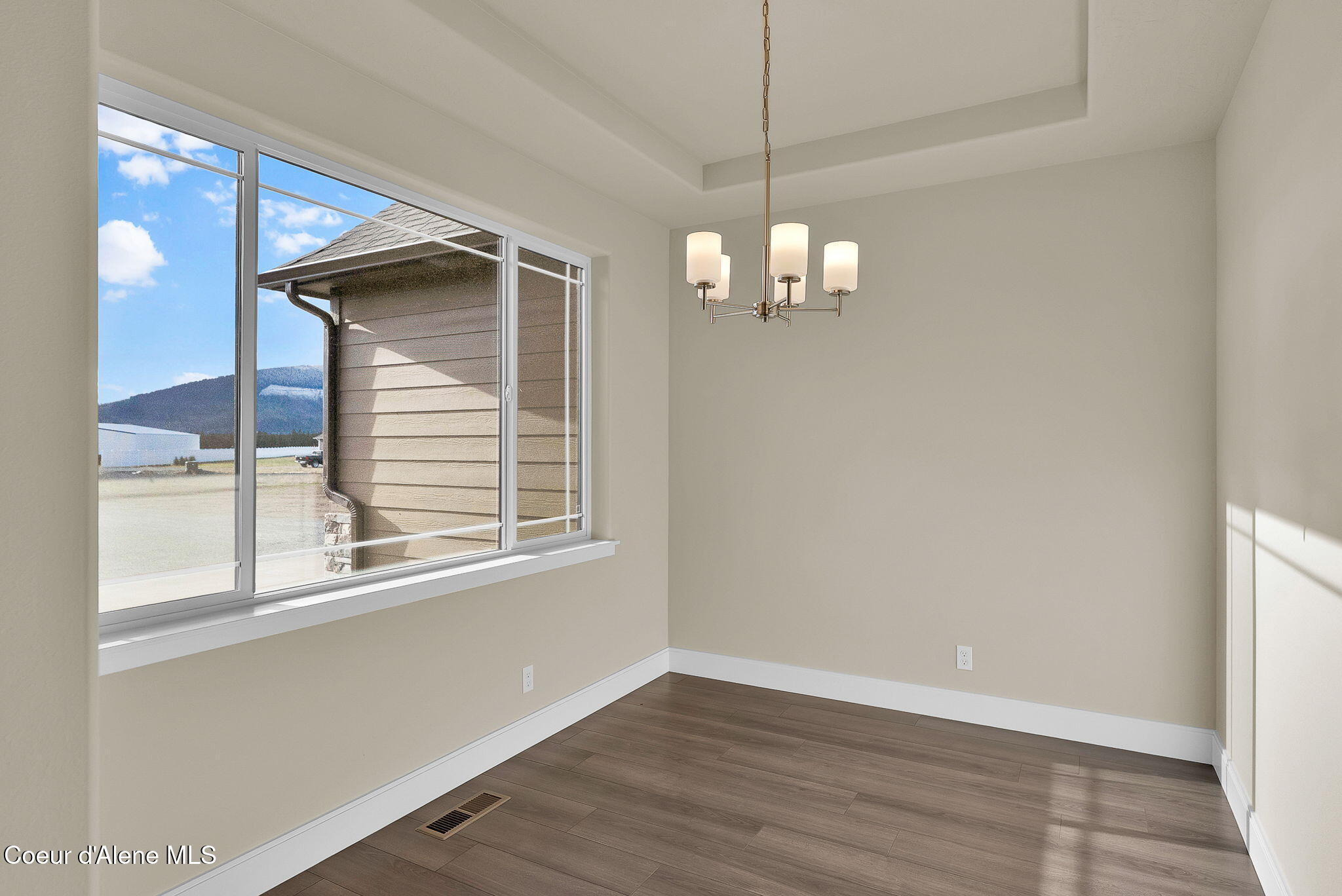 20668 North Bombastic Street Rathdrum, ID 83858 - Photo 6 of 48 Formal Dining or Sitting Room