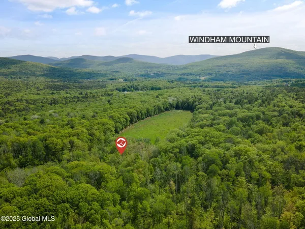 $300,000 | 1 Galway Road, Windham, NY 12496