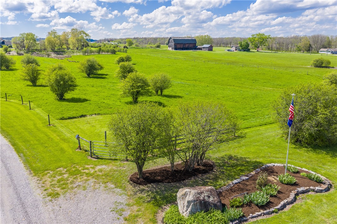 4128 River Road York, NY 14533 - Photo 6 of 50 SPECTACULAR COUNTRY ESTATE WITH PICTURESQUE POND &