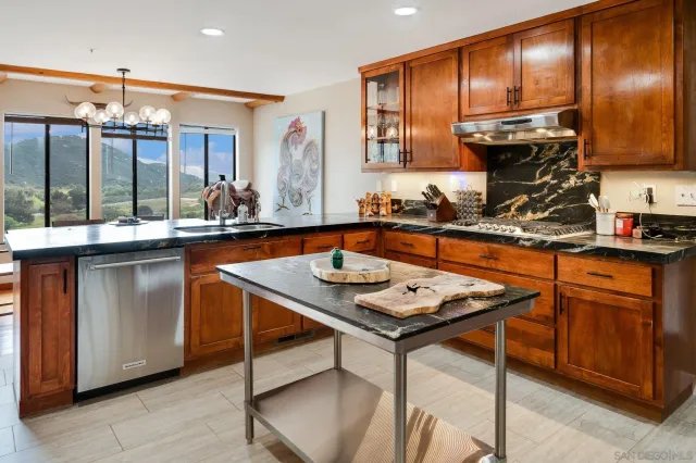 $3,500,000 | 17287 Oak Hollow Road, Ramona, CA 92065